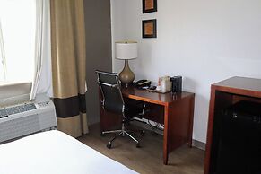 Comfort Inn & Suites Coralville - Iowa City near Iowa River Landing