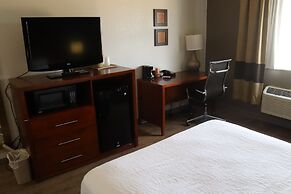 Comfort Inn & Suites Coralville - Iowa City near Iowa River Landing