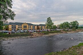 Econo Lodge Pigeon Forge Riverside