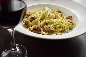 Holiday Inn Parramatta by IHG