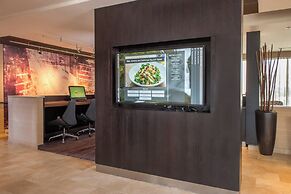 Courtyard Fairfax Fair Oaks