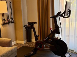 DoubleTree by Hilton Sonoma - Wine Country