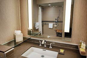DoubleTree by Hilton Sonoma - Wine Country
