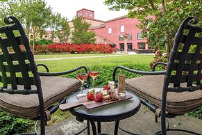 DoubleTree by Hilton Sonoma - Wine Country