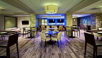 Embassy Suites by Hilton Portland Tigard