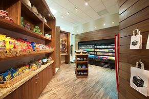 Embassy Suites by Hilton Portland Tigard