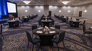 Embassy Suites by Hilton Portland Tigard