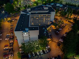 Embassy Suites by Hilton Portland Tigard