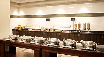 Embassy Suites by Hilton Portland Tigard