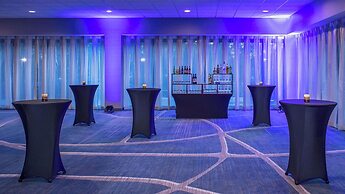 Sonesta Hotel Houston IAH Airport