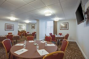 Holiday Inn Express Washington DC East - Andrews AFB by IHG