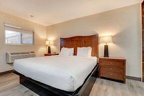 Suburban Studios near Mesa Verde