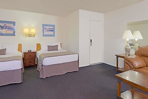 Suburban Studios near Mesa Verde