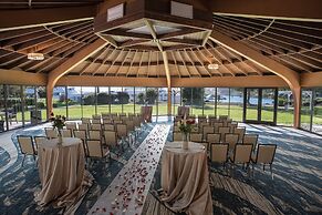 DoubleTree by Hilton Hotel Berkeley Marina