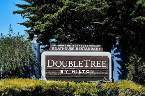 DoubleTree by Hilton Hotel Berkeley Marina