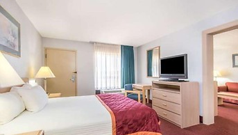 Baymont by Wyndham Topeka