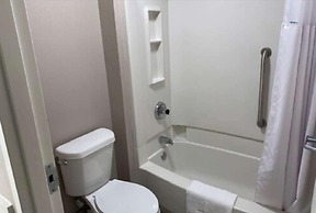 Baymont by Wyndham Topeka