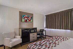 Red Roof Inn & Suites Brunswick I-95