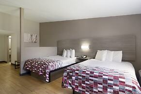 Red Roof Inn & Suites Brunswick I-95