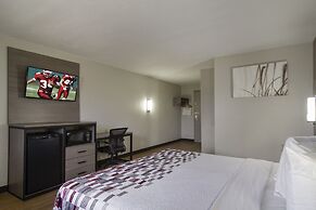 Red Roof Inn & Suites Brunswick I-95