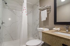 Red Roof Inn & Suites Brunswick I-95