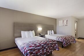 Red Roof Inn & Suites Brunswick I-95