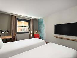 ibis Budapest Heroes Square