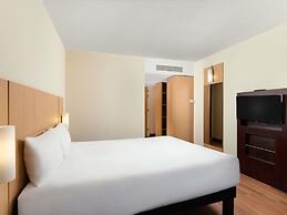 ibis Budapest Heroes Square