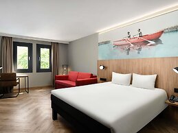 ibis Budapest Heroes Square