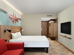 ibis Budapest Heroes Square