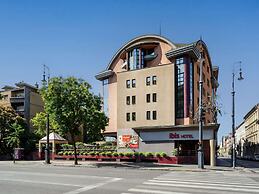 ibis Budapest Heroes Square