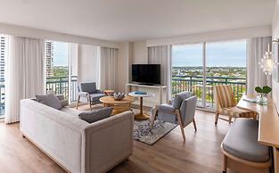 The Singer Oceanfront Resort, Curio Collection by Hilton