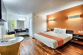 Motel 6 Columbus, OH - West