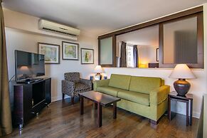 Regency on Beachwalk Waikiki by OUTRIGGER