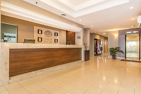 Comfort Suites Downtown