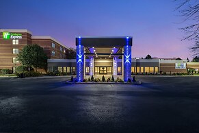 Holiday Inn Express Naperville, an IHG Hotel