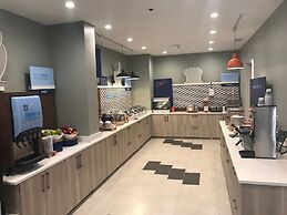 Holiday Inn Express Naperville by IHG