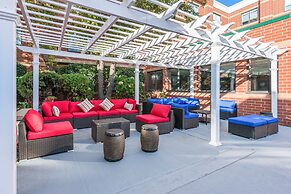 Holiday Inn Express Naperville by IHG