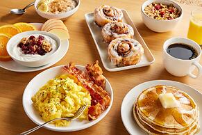 Holiday Inn Express Naperville by IHG