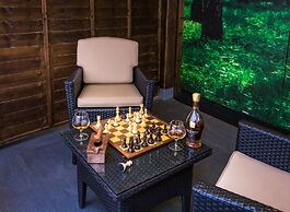 Ten Manchester Street