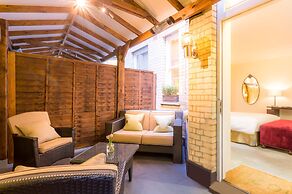 Ten Manchester Street