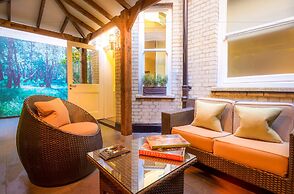 Ten Manchester Street