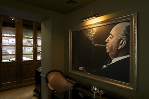 Ten Manchester Street