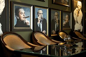 Ten Manchester Street