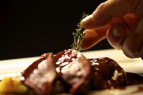 Ten Manchester Street