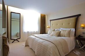 Ten Manchester Street