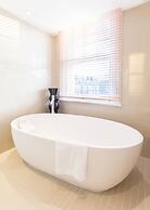 Ten Manchester Street