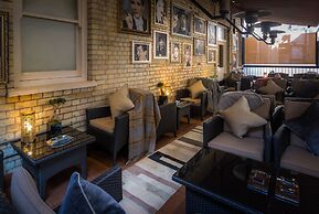 Ten Manchester Street