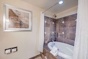 Best Western Plus Orchid Hotel & Suites