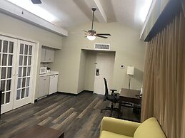 Travelodge by Wyndham Tuscaloosa